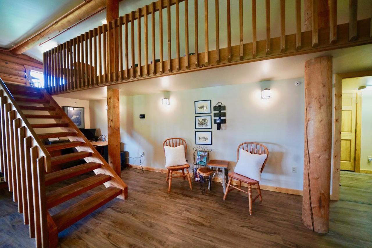 Flat Fish Lodge B&B And Event Center Homer Eksteriør bilde