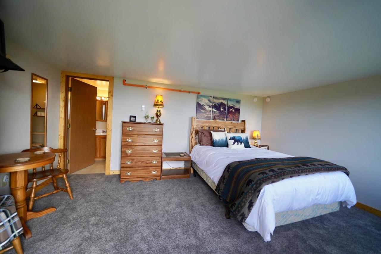 Flat Fish Lodge B&B And Event Center Homer Eksteriør bilde